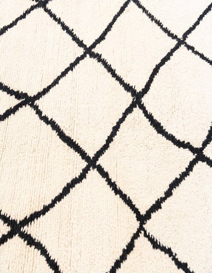 Detail image of  5' 3 x 7' 3  Hand Knotted Moroccan Wool Rug