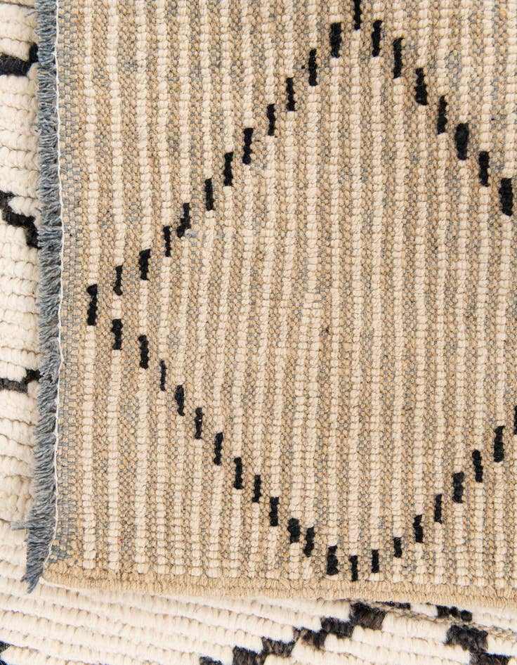 Detail image of  5' 10 x 8' 10  Hand Knotted Moroccan Wool Rug