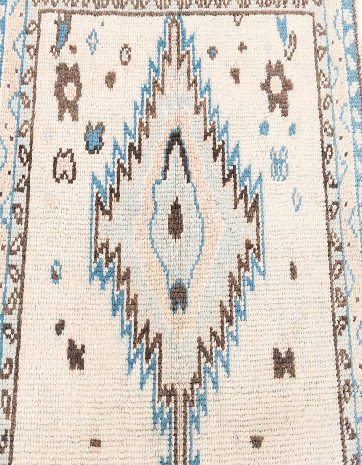 Detail image of  5' x 7' 2  Hand Knotted Moroccan Wool Rug