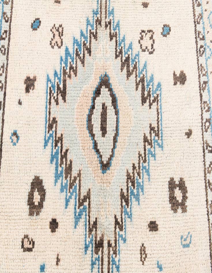 Detail image of  5' x 7' 2  Hand Knotted Moroccan Wool Rug