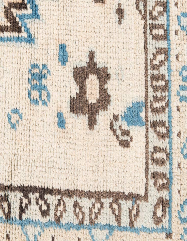 Detail image of  5' x 7' 2  Hand Knotted Moroccan Wool Rug