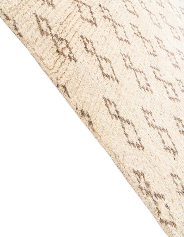 Detail image of  5' x 7' 8  Hand Knotted Moroccan Wool Rug