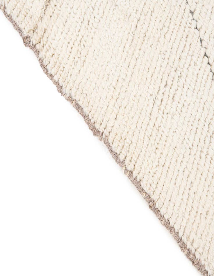 Detail image of  6' 10 x 8' 8  Hand Knotted Moroccan Wool Rug