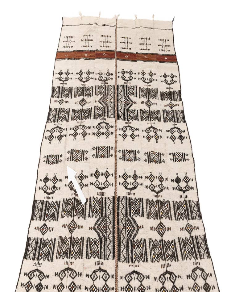 Detail image of  4' 4 x 7' 9  Hand Knotted Moroccan Wool Rug