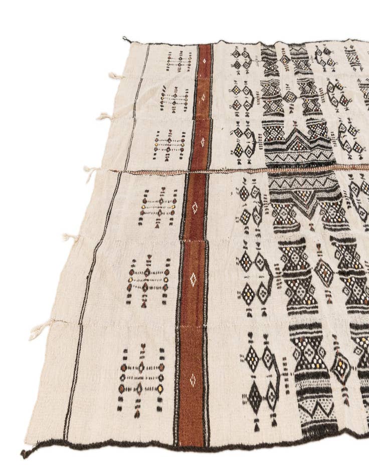 Detail image of  4' 4 x 7' 9  Hand Knotted Moroccan Wool Rug