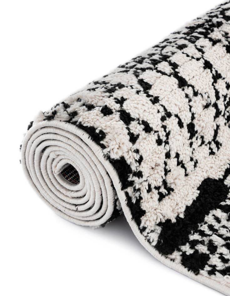 Detail image of  2' 2 x 3' Morocco Rug