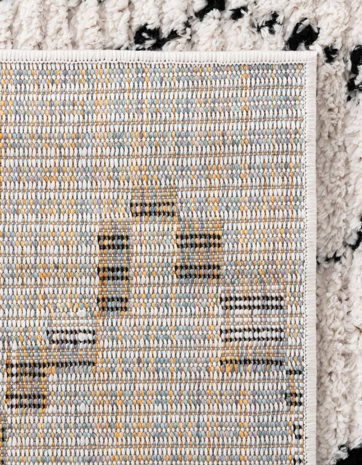 Detail image of  4' x 6' Morocco Rug