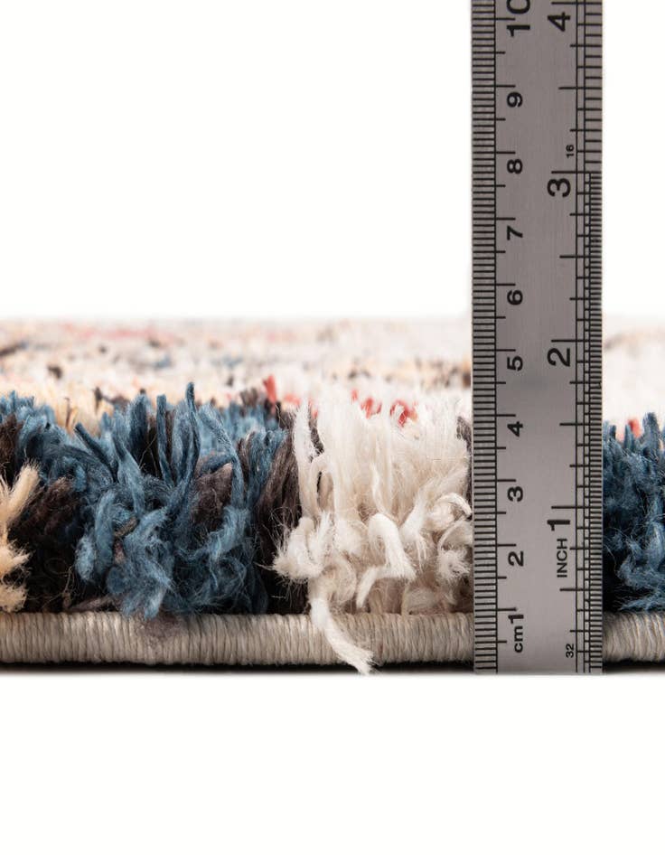 Detail image of  5' x 7' Morocco Rug