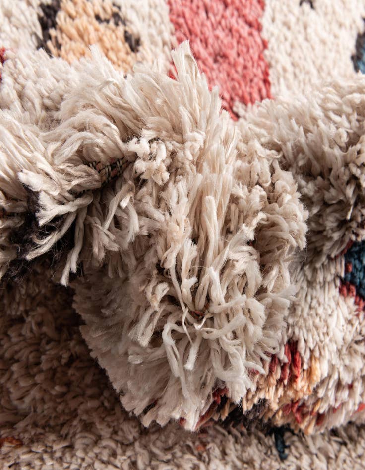 Detail image of  5' x 7' Morocco Rug