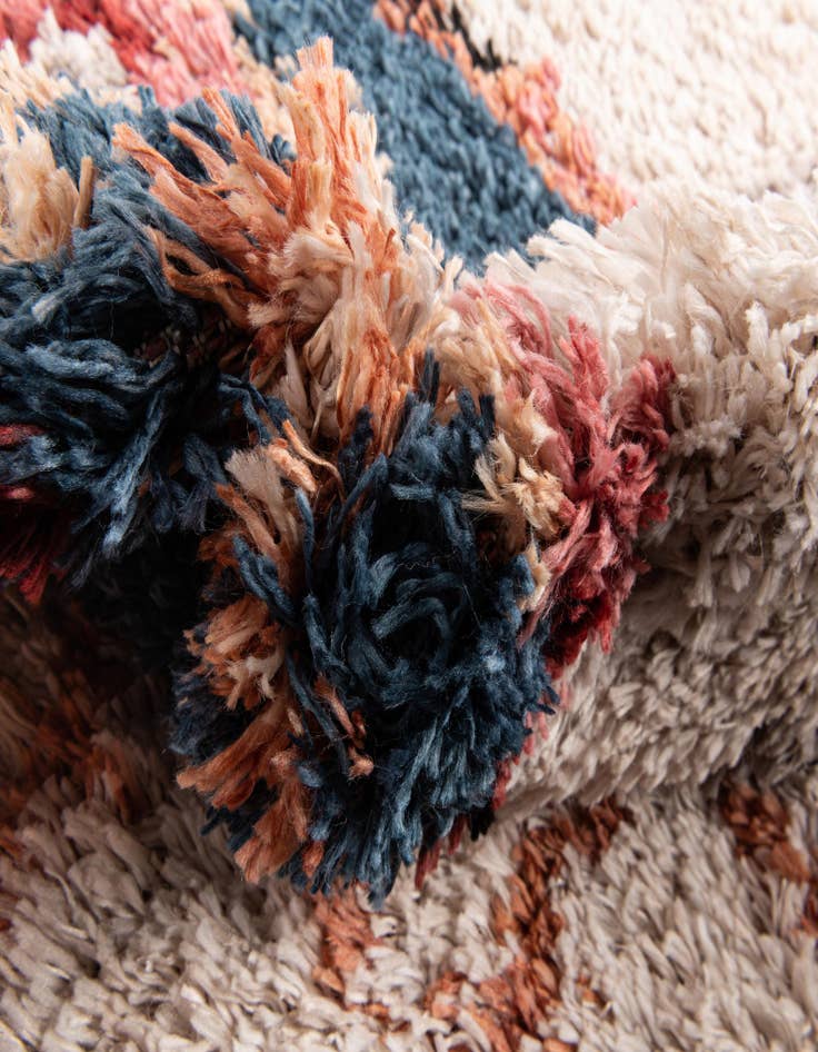 Detail image of  5' x 7' Morocco Rug