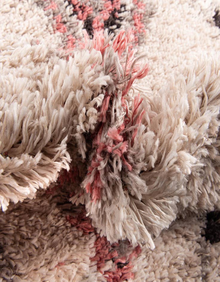 Detail image of  5' x 7' Morocco Rug