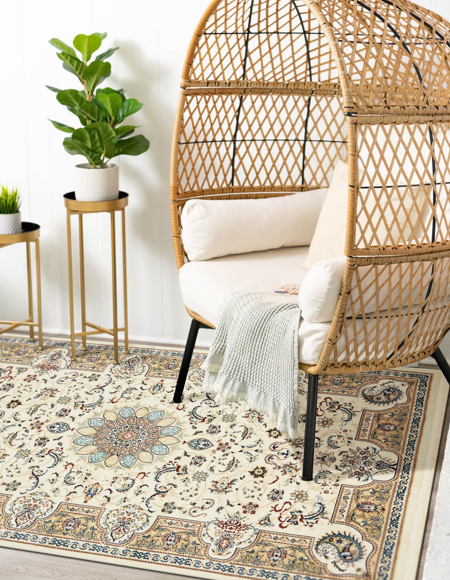 Ivory 3' x 5' Nain Design Rug | Rugs.com