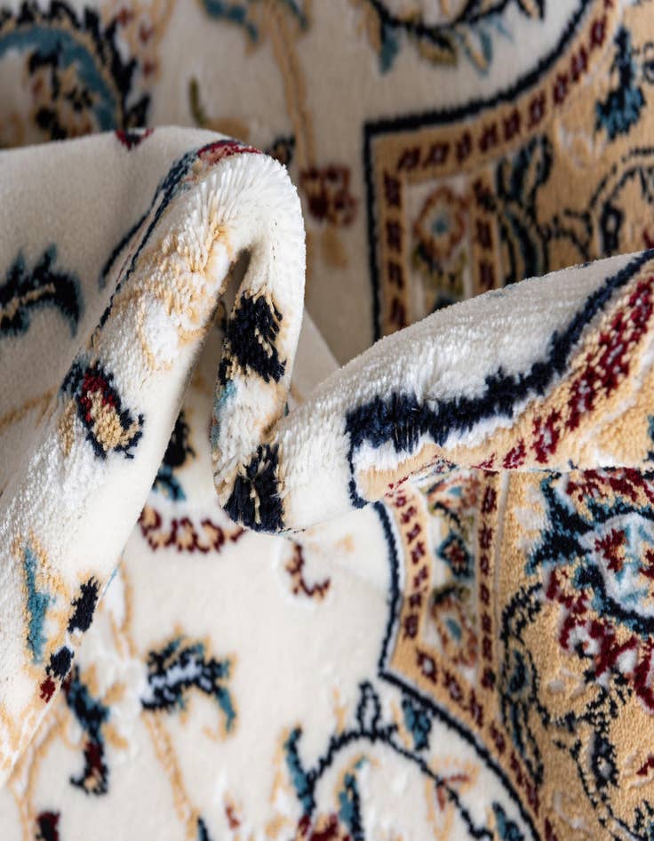 Detail image of  5' x 8' Nain Design Rug