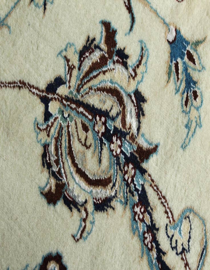 Detail image of  12' 9 x 15' 11  Hand Knotted Nain Persian Rug