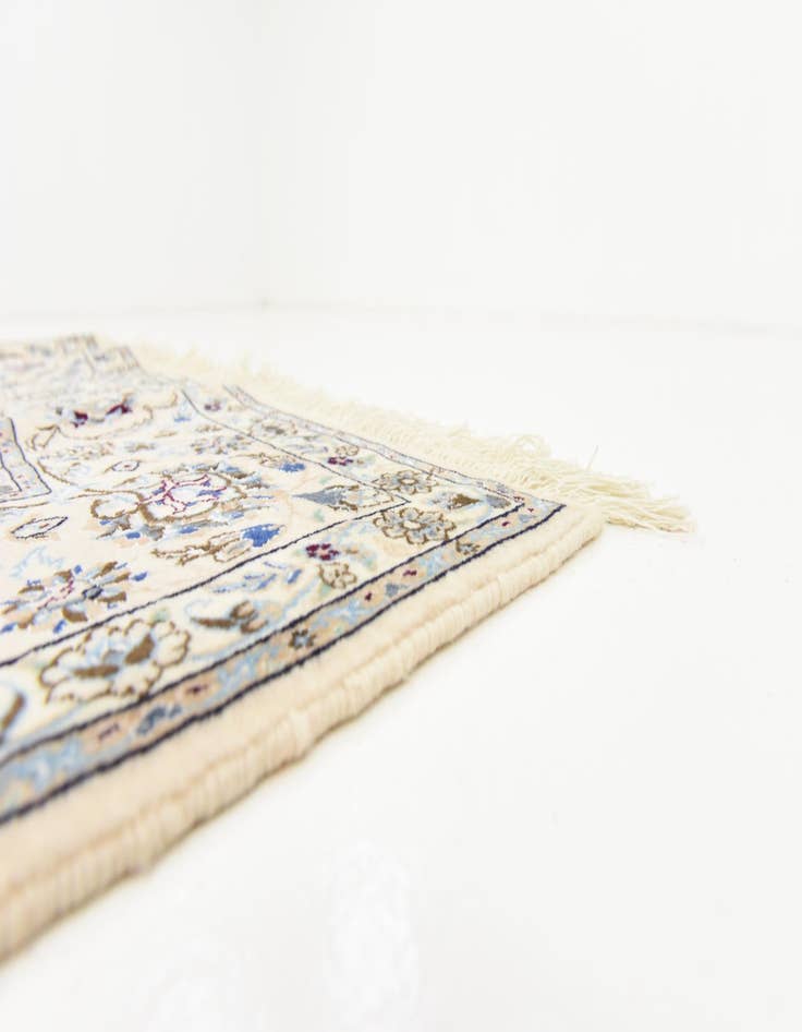 Detail image of  5' 1 x 8'  Hand Knotted Nain Persian Rug