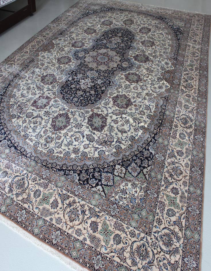 Detail image of  11' 6 x 16' 2  Hand Knotted Nain Persian Rug