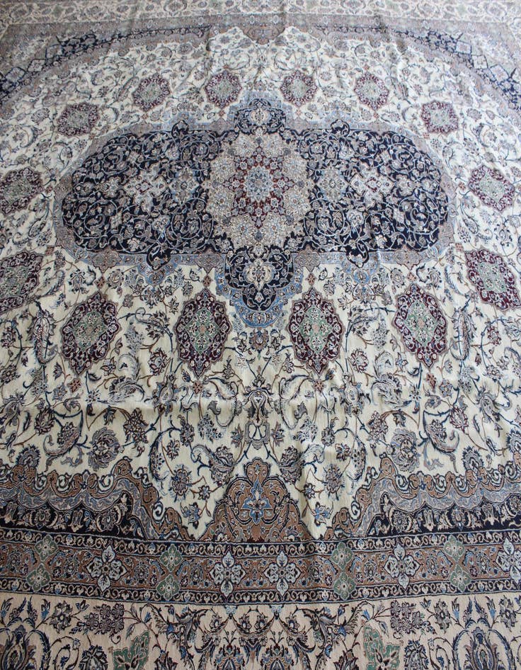 Detail image of  11' 6 x 16' 2  Hand Knotted Nain Persian Rug