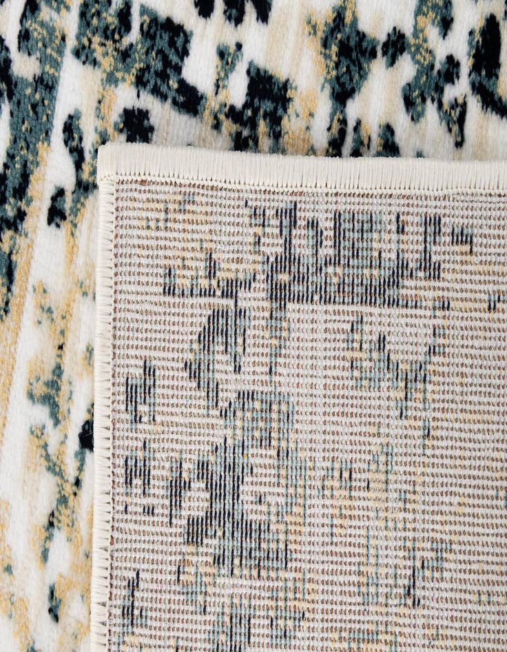 Detail image of  2' 2 x 2' 7 Nain Rug