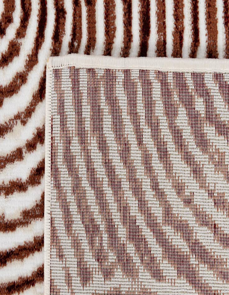 Detail image of  5' 2 x 7' 9 Nain Rug