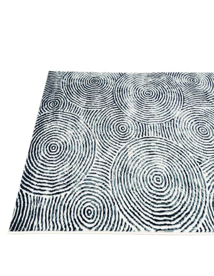 Detail image of  5' 2 x 7' 9 Nain Rug