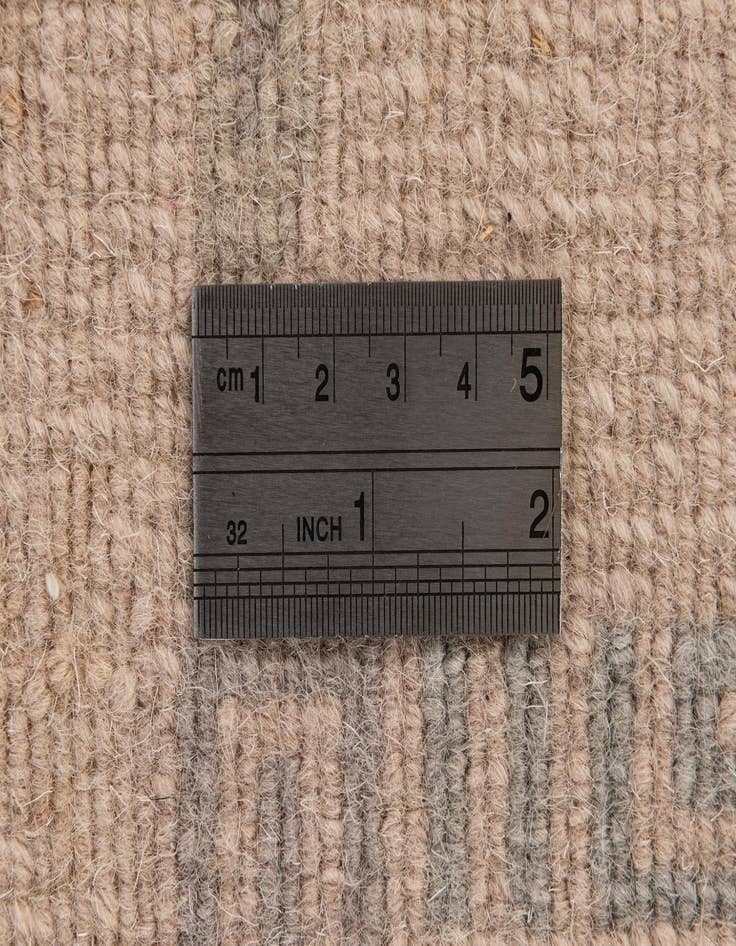 Detail image of  2' 5 x 4' 8  Hand Knotted Nepal Wool Rug