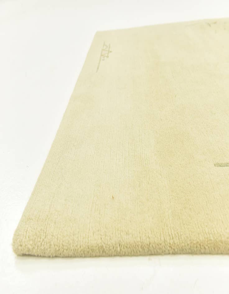 Detail image of  4' x 6'  Hand Knotted Nepal Wool Rug