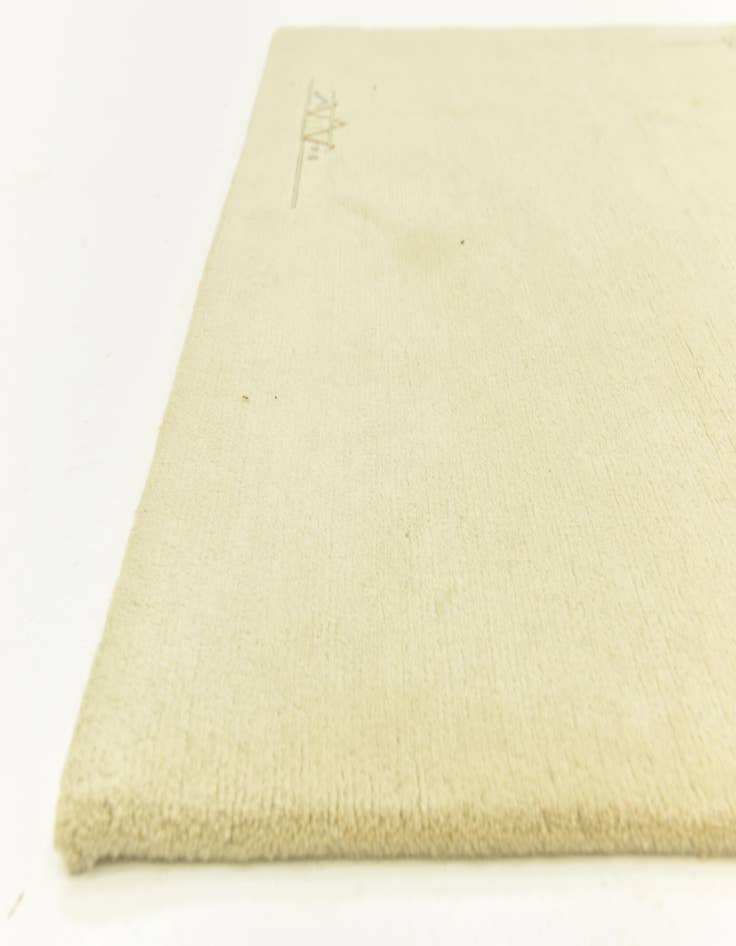 Detail image of  4' x 6'  Hand Knotted Nepal Wool Rug