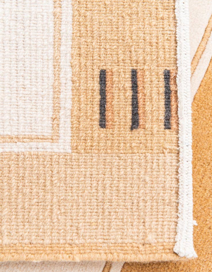 Detail image of  2' 5 x 4' 9  Hand Knotted Nepal Wool Rug