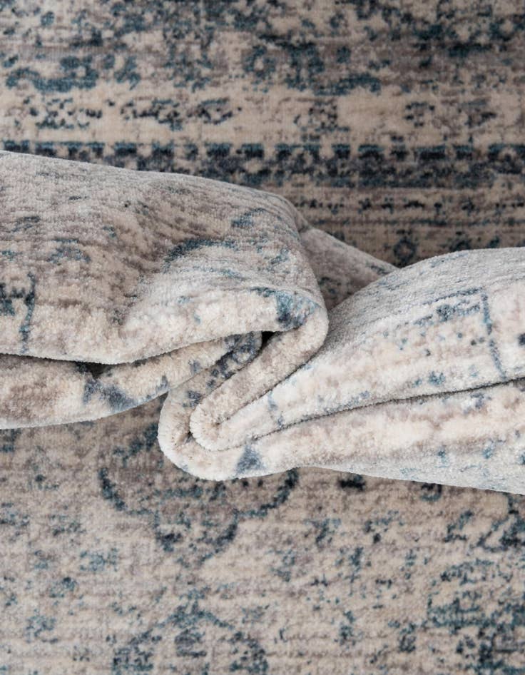 Detail image of  2' 2 x 3' Noble Rug