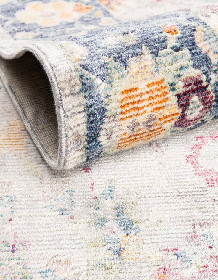 Detail image of  5' x 8' 2 Noble Rug