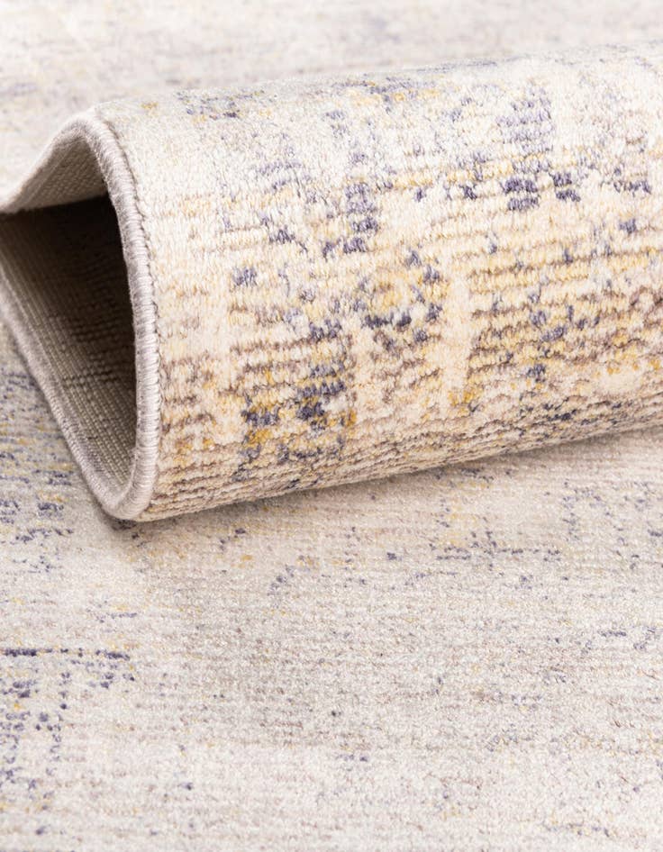 Detail image of  5' x 8' 2 Noble Rug