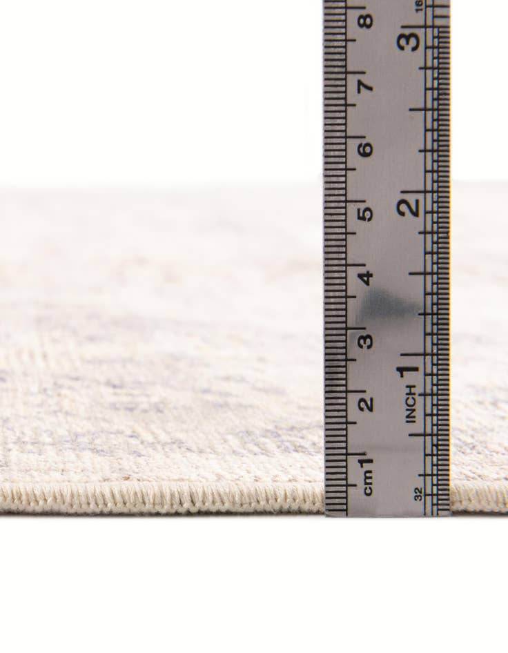 Detail image of  5' x 8' 2 Noble Rug