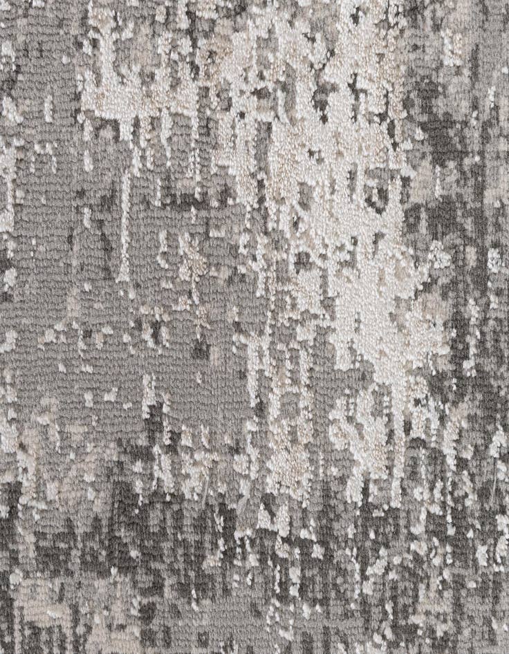 Detail image of  5' 2 x 7' 9 Oasis Rug