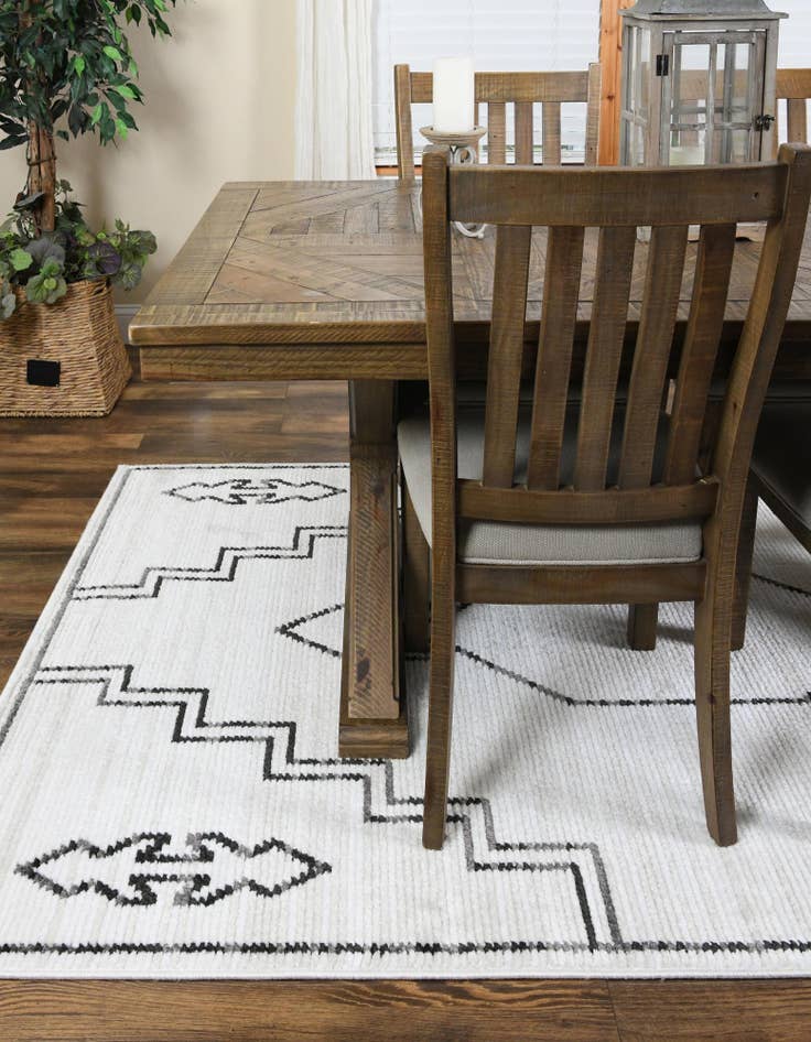 Detail image of  5' x 8' Odyssey Rug