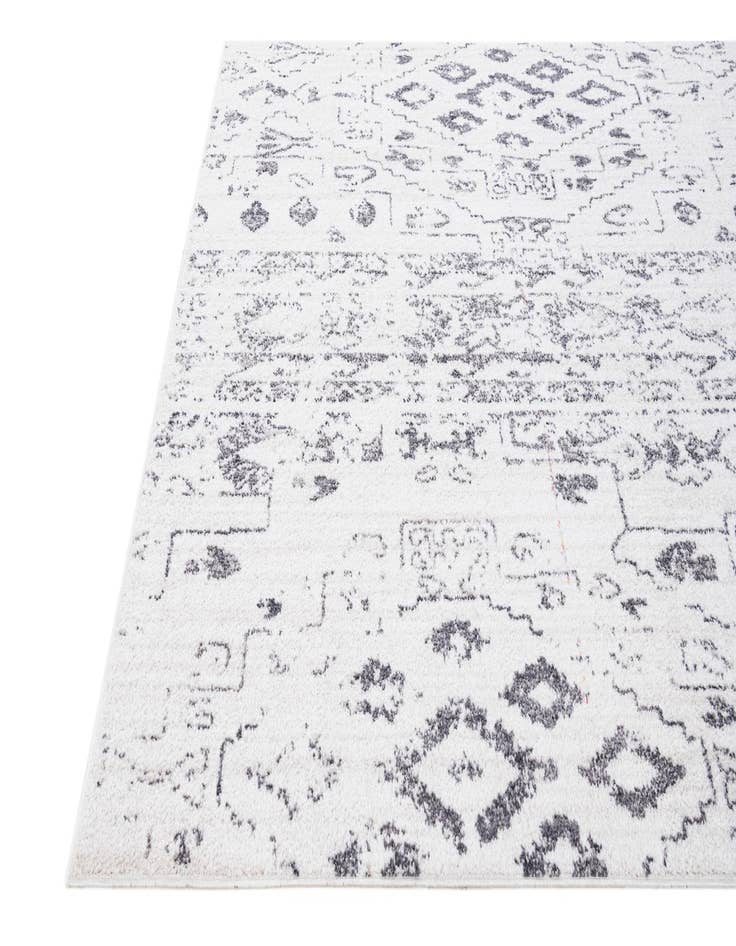 Detail image of  5' 3 x 7' 8 Oregon Rug