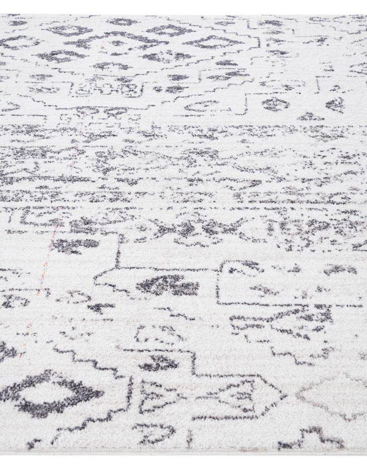 Detail image of  5' 3 x 7' 8 Oregon Rug