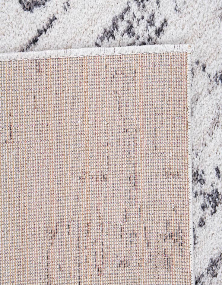 Detail image of  5' 3 x 7' 8 Oregon Rug