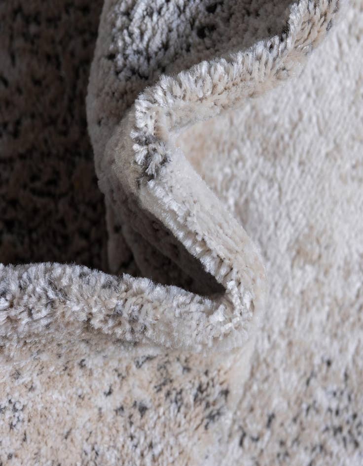 Detail image of  7' x 10' Oregon Rug