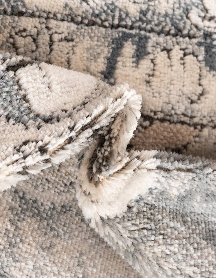 Detail image of  10' x 14' Oregon Rug