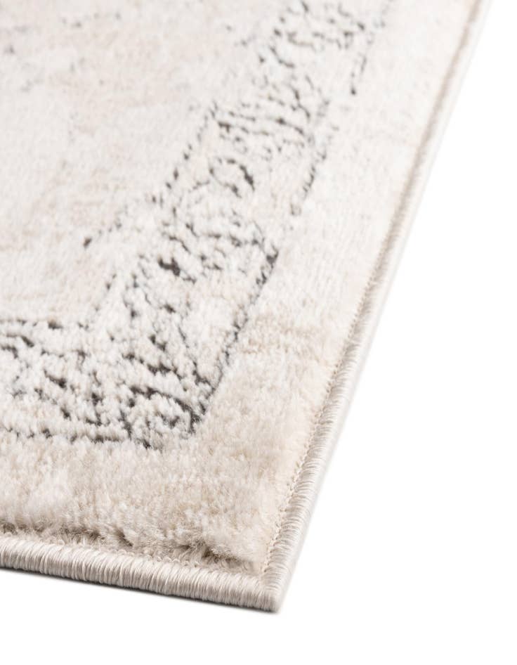 Detail image of  6' x 9' Oregon Rug