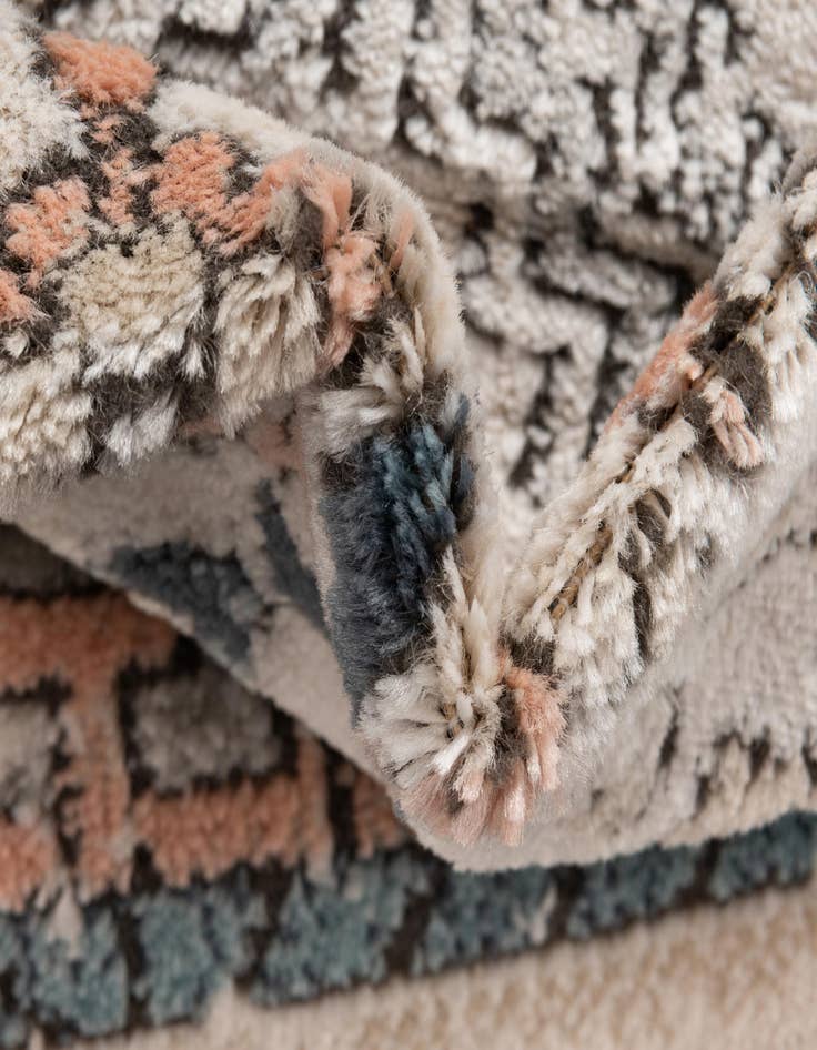 Detail image of  8' 8 x 12' Oregon Rug