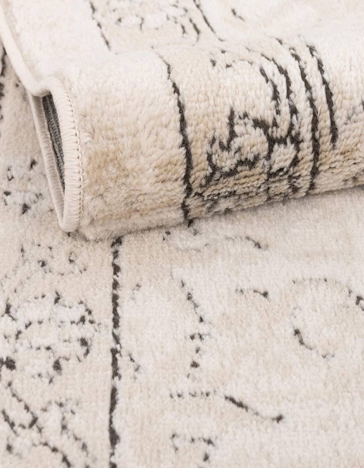 Detail image of  8' x 11' Oregon Rug