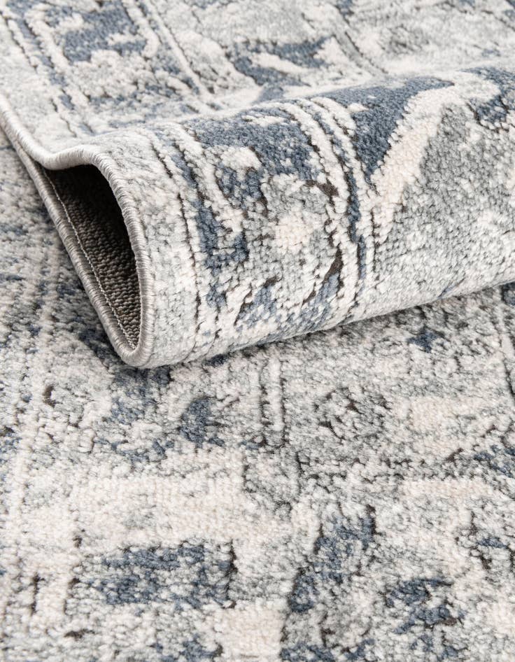 Detail image of  4' x 5' 5 Oregon Rug