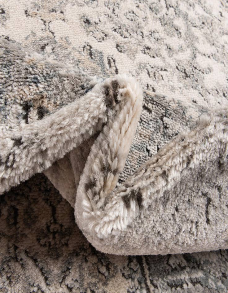 Detail image of  5' x 7' 7 Oregon Rug