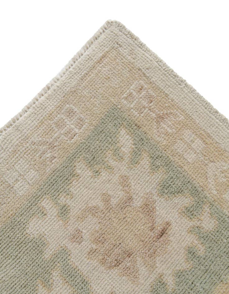 Detail image of 8' 4 x 9' 10 Hand Knotted Oushak Wool Rug