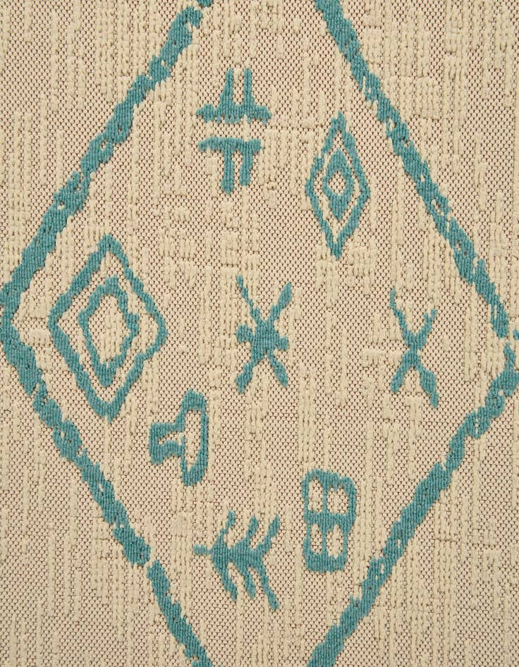 Detail image of  5' x 7' 7  Washable Bohemian Indoor / Outdoor Rug