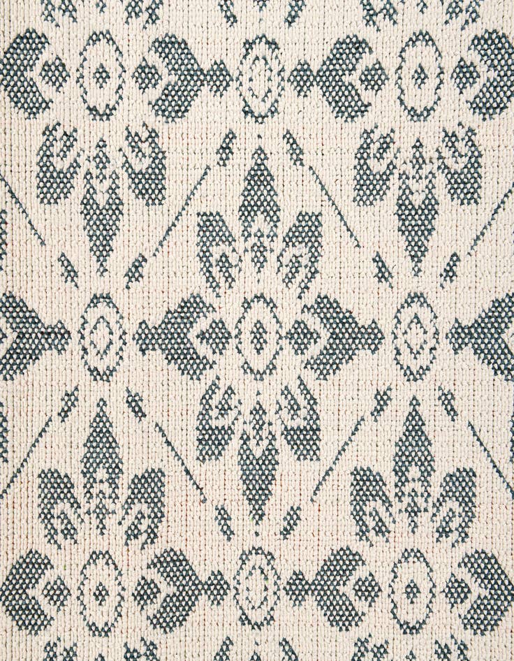 Detail image of  5' 3 x 7' 7  Washable Botanical Indoor / Outdoor Rug