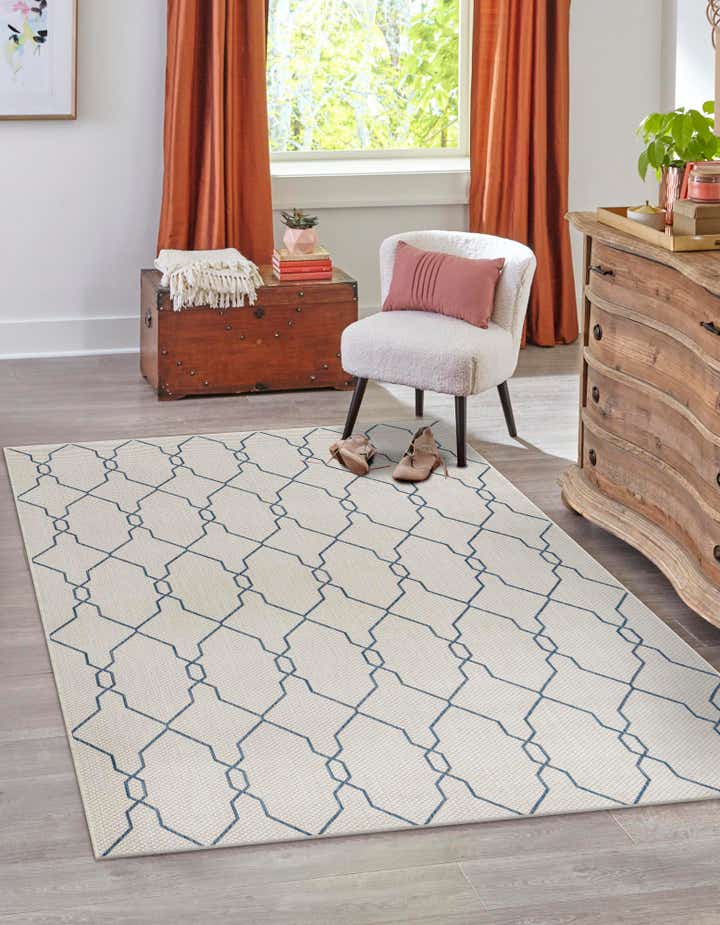 Ivory 9' x 12' 2 Lattice Indoor / Outdoor Rug | Rugs.com