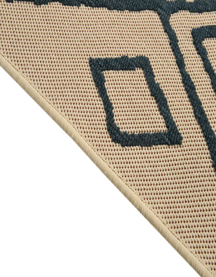 Detail image of  5' x 7' 7  Washable Modern Indoor / Outdoor Rug