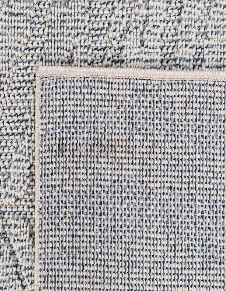 Detail image of  5' 2 x 7' 9  Washable Modern Indoor / Outdoor Rug
